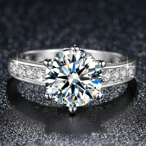 Image of Elegant Cubic Zirconia Wedding Ring - Rosecolor
