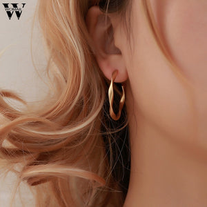 Distortion Gold Round Earrings - Rosecolor