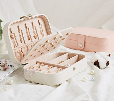 Image of Rose Colors Boutique Portable Leather Jewelry Box - Rosecolor