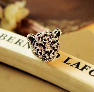 Crystal Leopard Head Ring